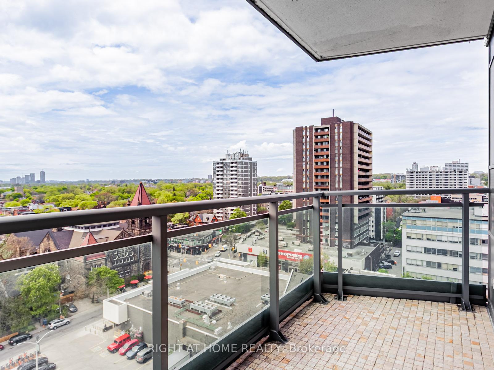 2 Bedrooms Condo at 736 Spadina, Toronto For sale