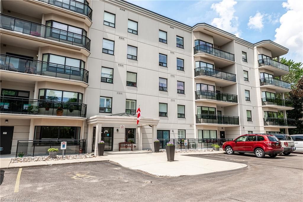 160 ROMEO Street Unit# 103 Stratford Ontario N5A 4S9