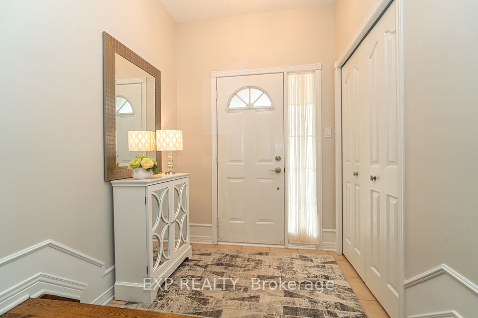 993 Red Spruce Street, BlossomParkAirportandArea, ON K1V 1T1