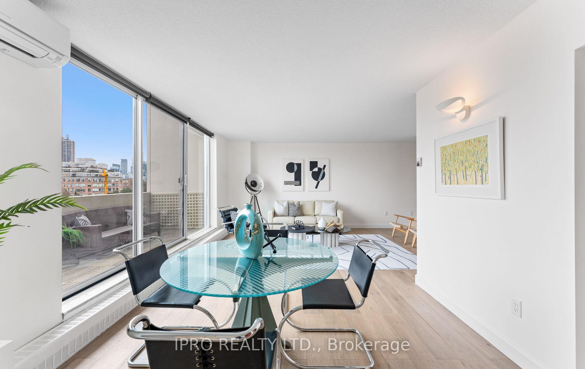 4 Bedrooms Condo at 60 Southport, Toronto For sale