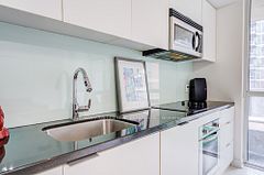 478 King Street W 318