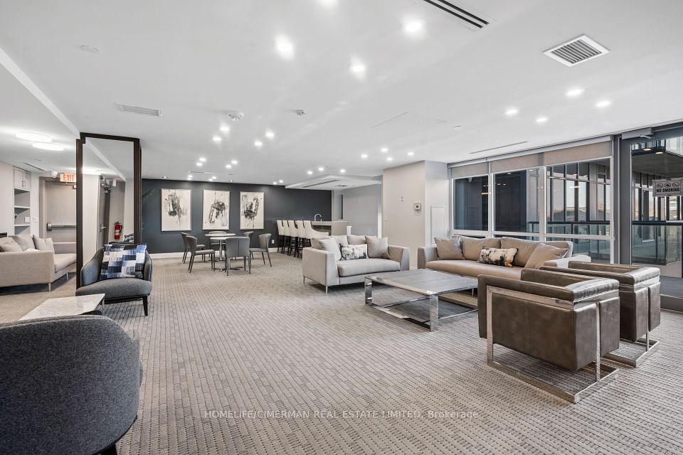 Party/Meeting Room