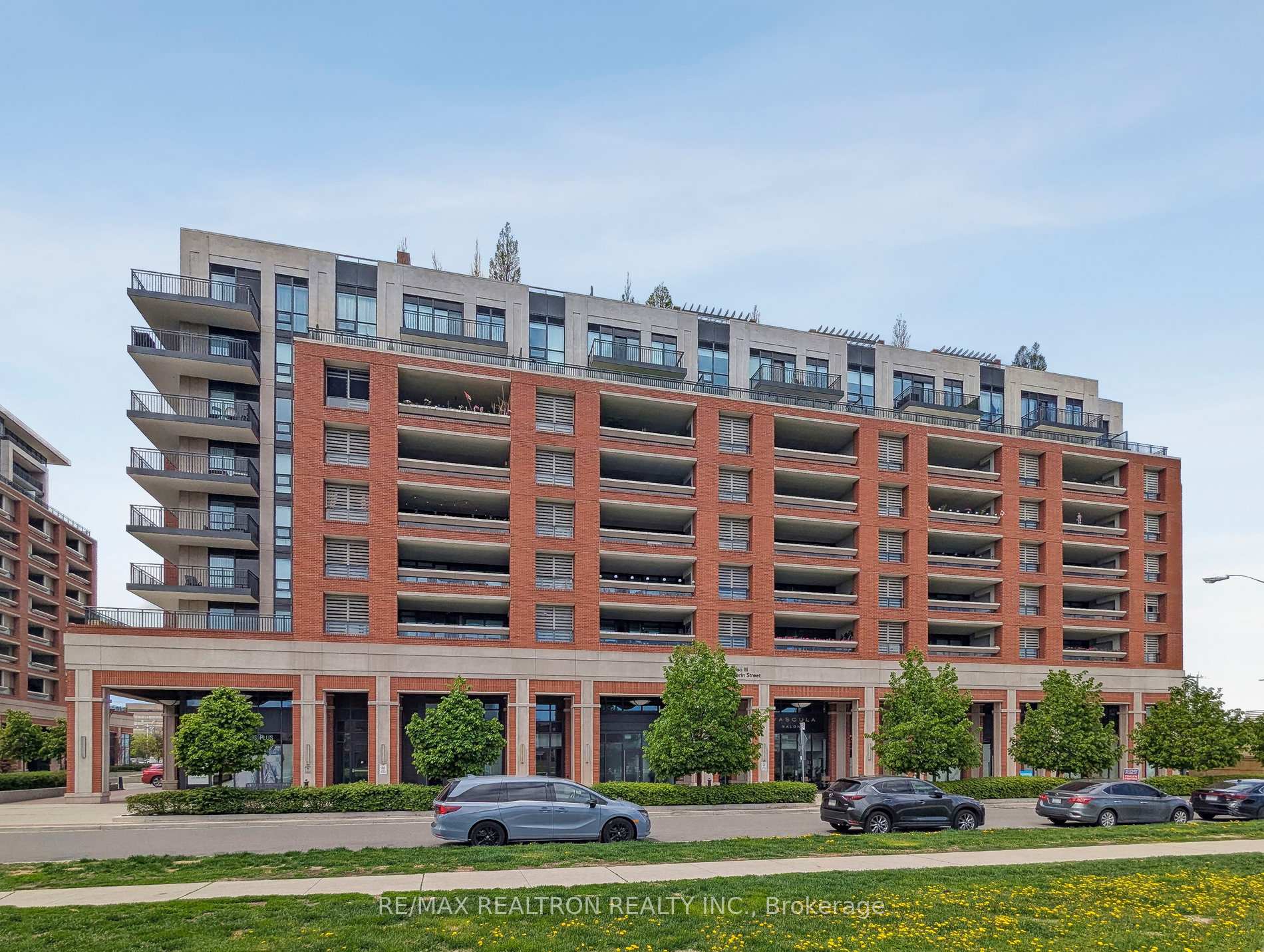 2 Bedrooms Condo at 3091 Dufferin, Toronto For sale