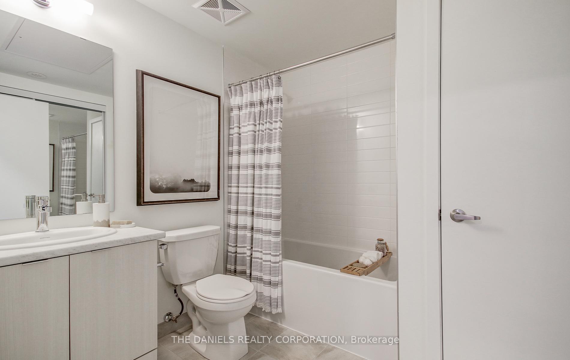1 Bedroom Condo at 165 Canon Jackson,  Toronto For sale