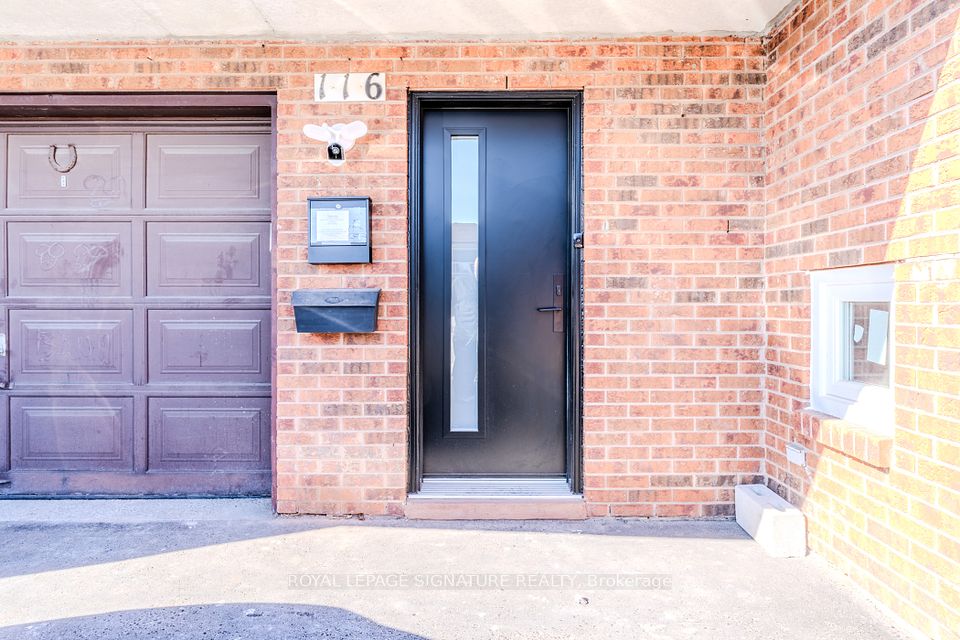 116 Sentinel Road