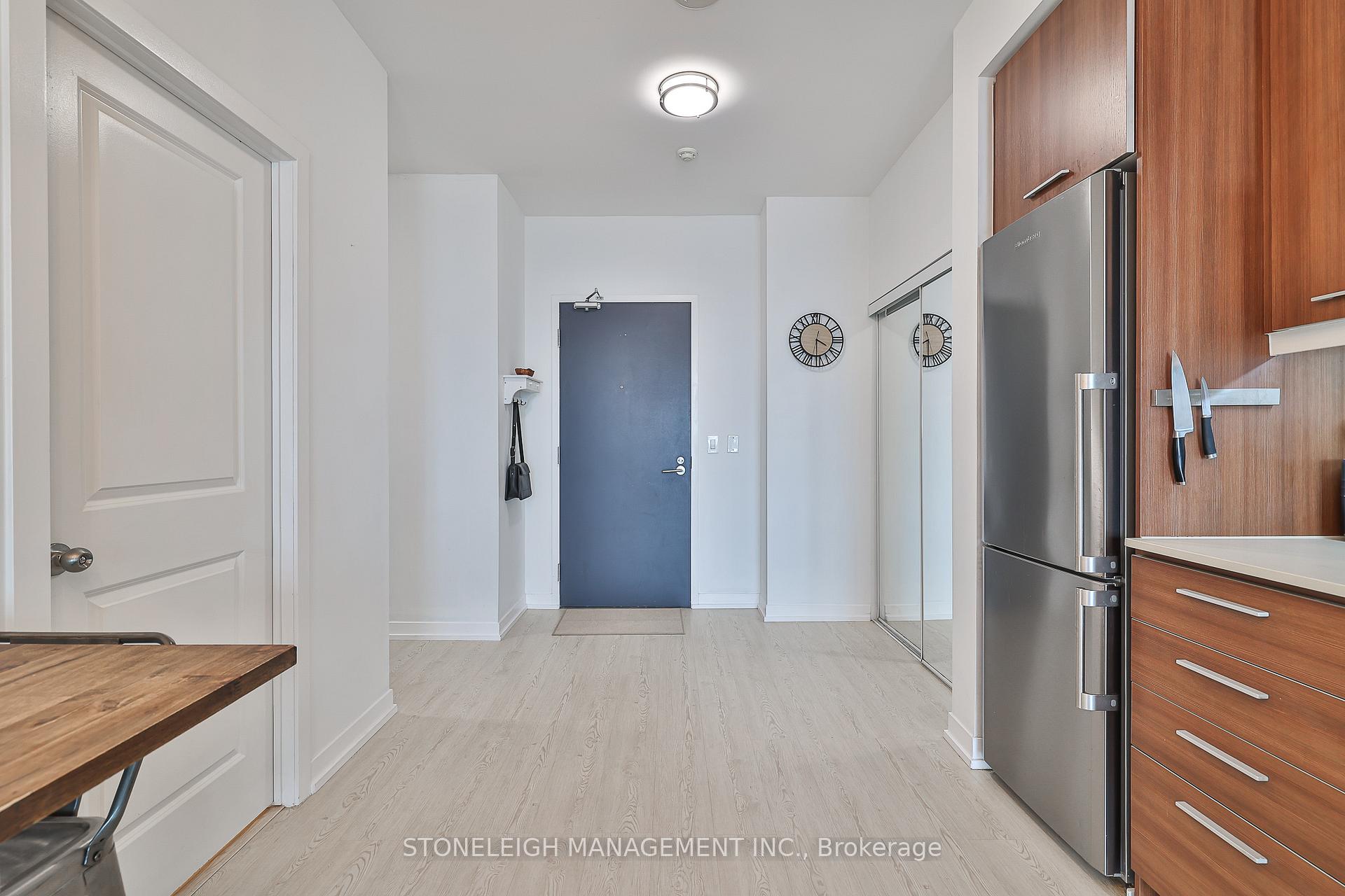 2 Bedrooms Condo at 105 George,  Toronto For sale