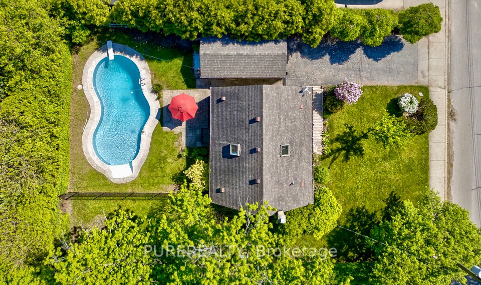 2067 Maplewood