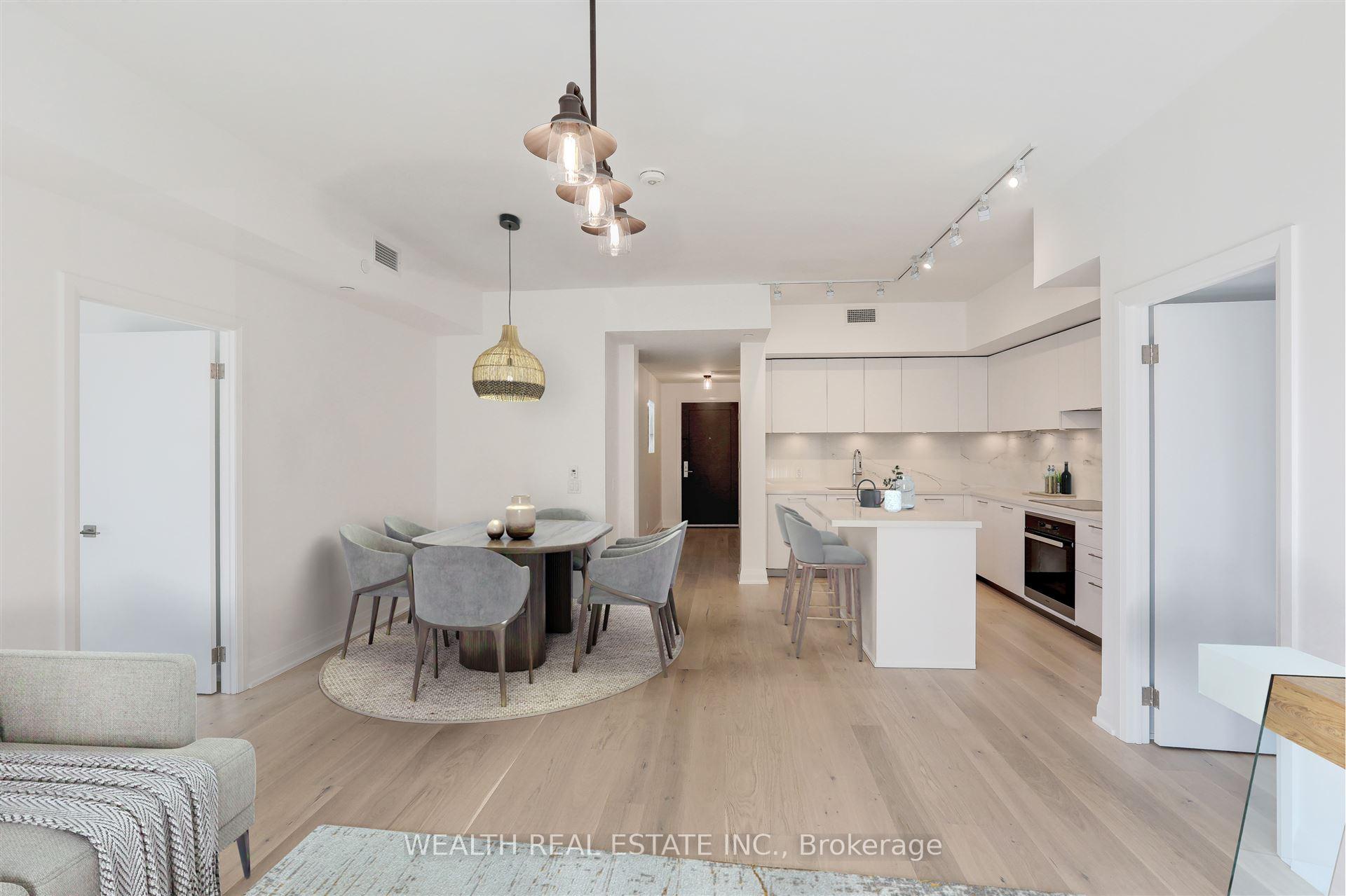 2 Bedrooms Condo at 33 Frederick Todd,  Toronto For sale