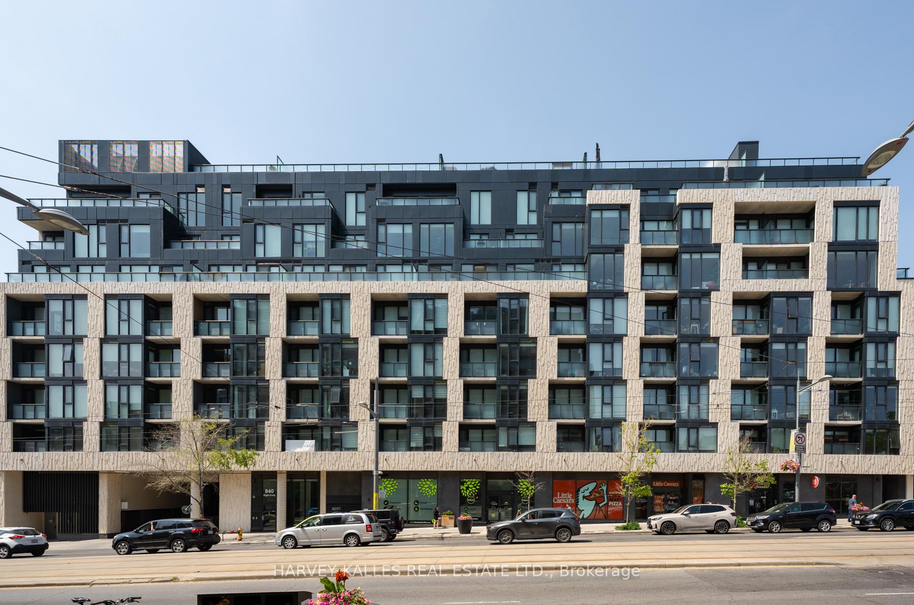 840 St Clair Avenue W 708