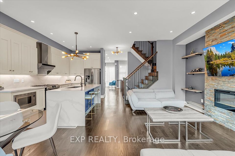 28 Crestridge