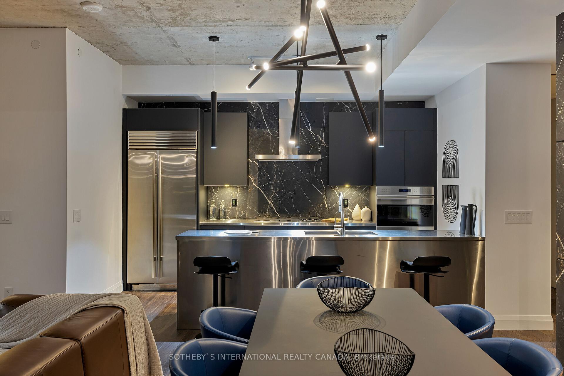 4 Bedrooms Condo at 224 King,  Toronto For sale