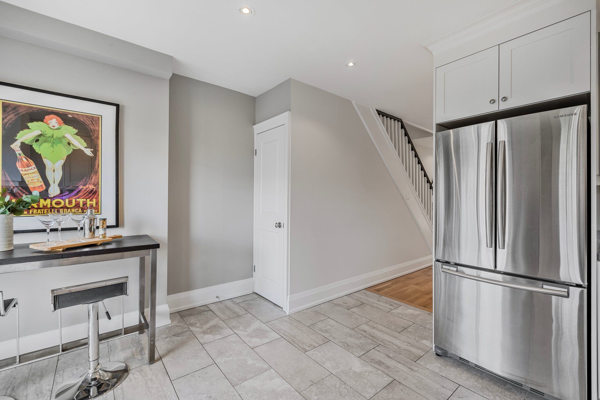 407 Kingswood Road