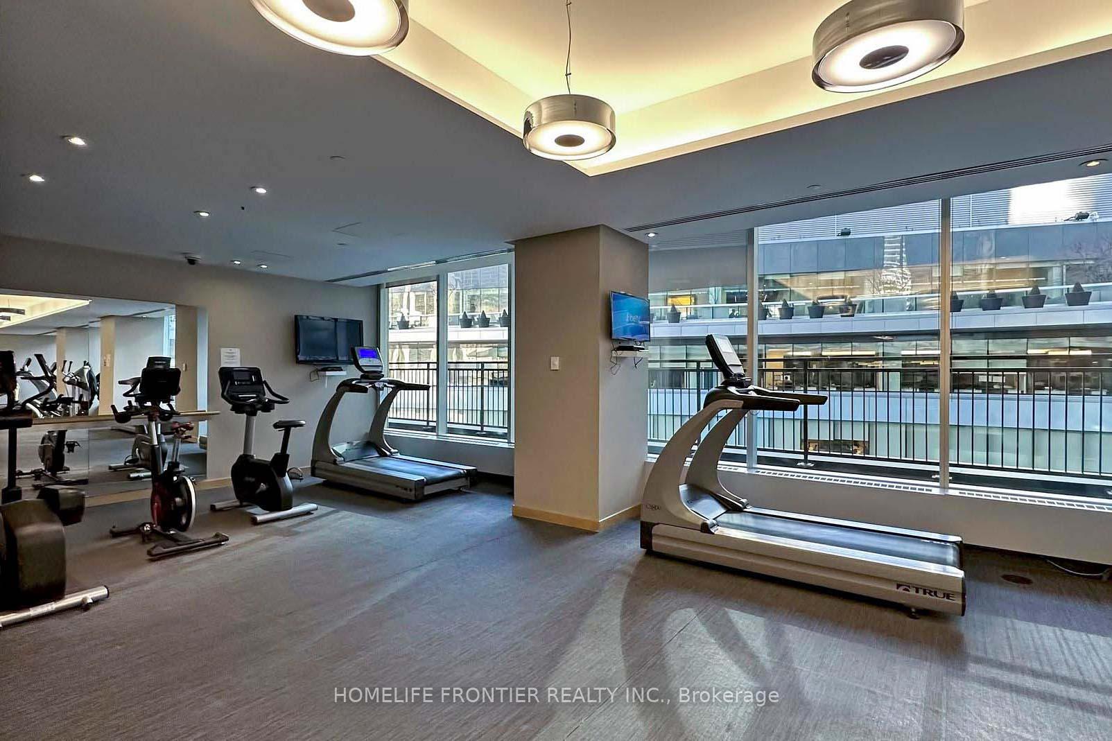 2 Bedrooms Condo at 65 Bremner, Toronto For sale