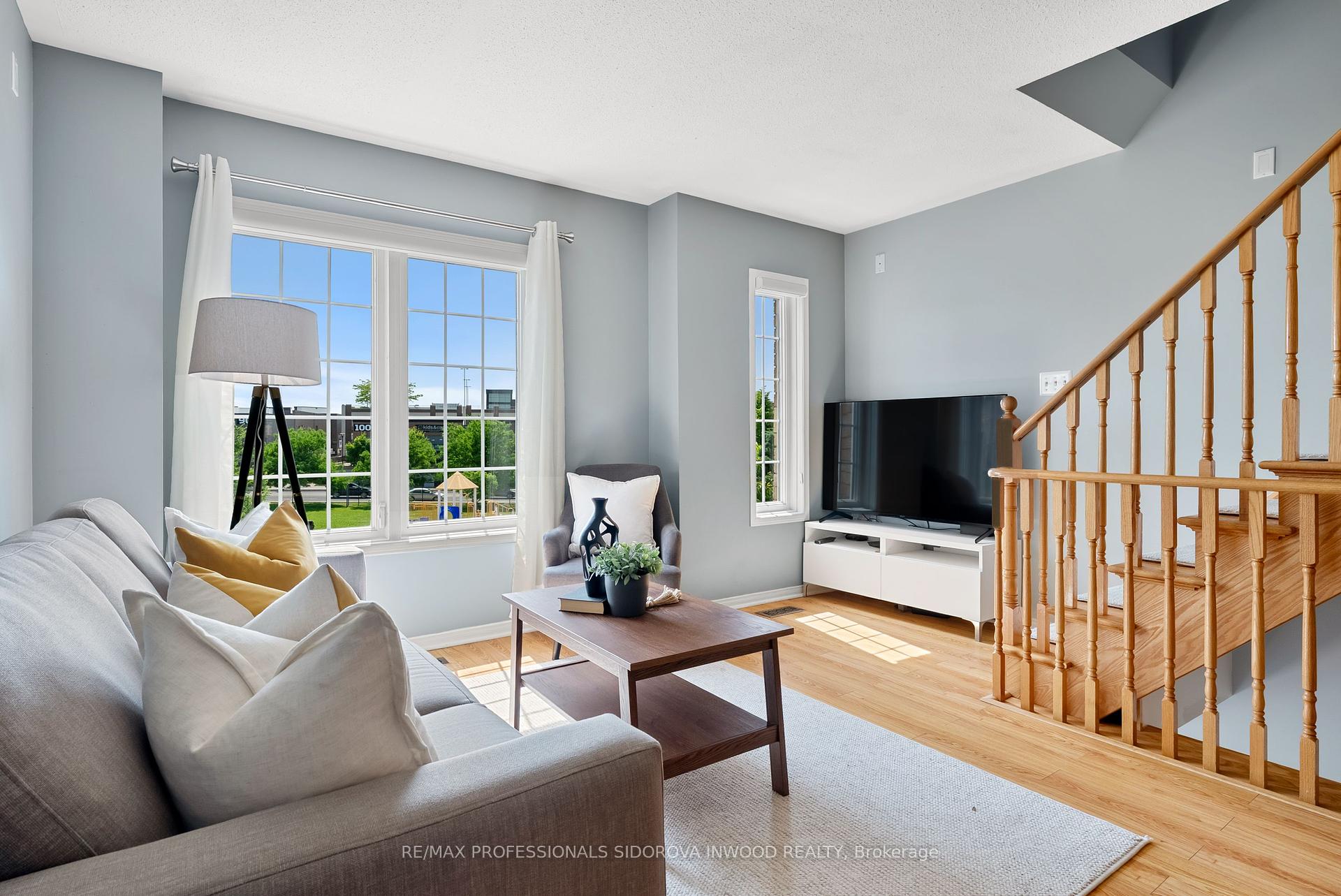 3 Bedrooms Condo at 130 Brickworks, Toronto For sale