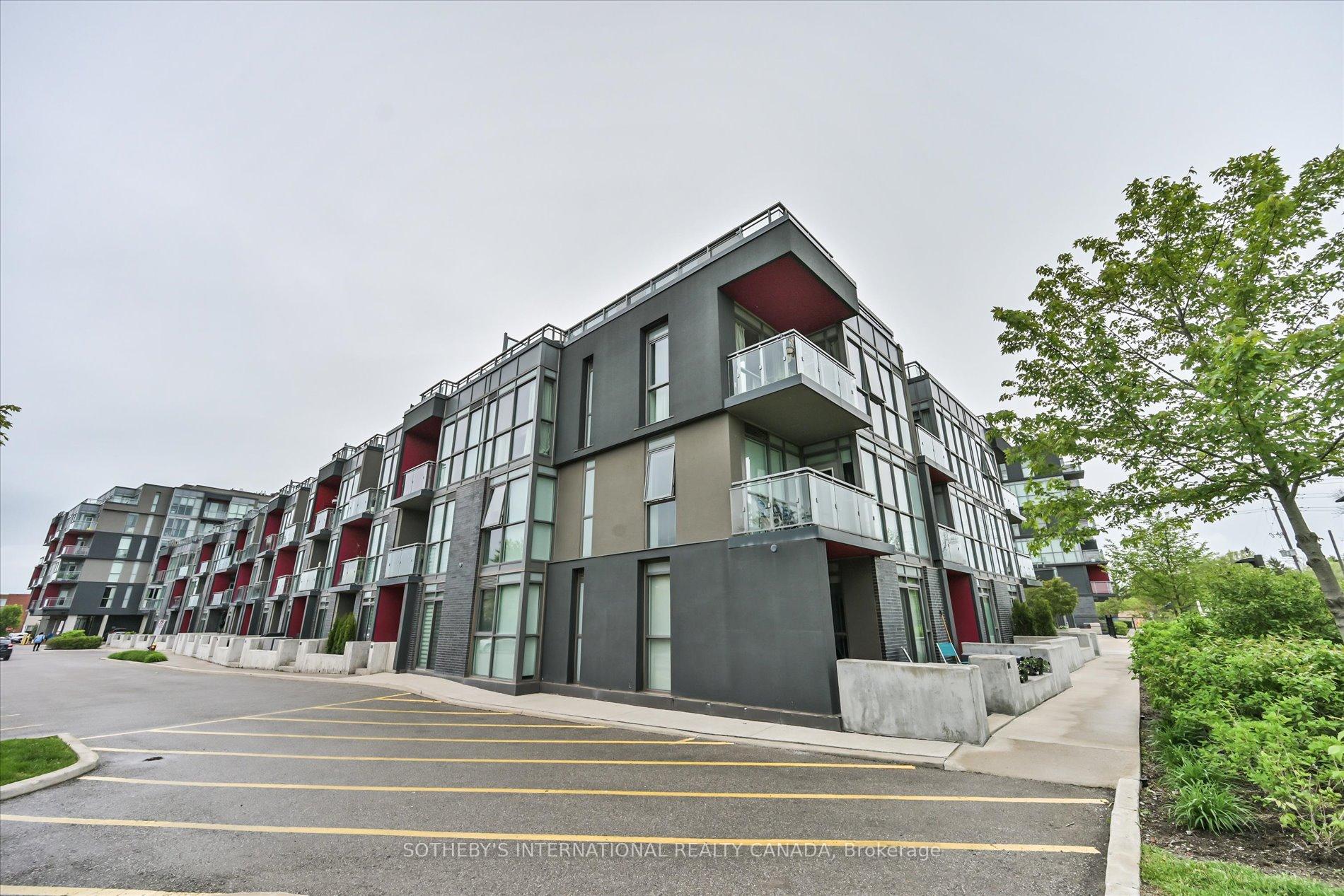 2 Bedrooms Condo at 5260 Dundas, Burlington For sale
