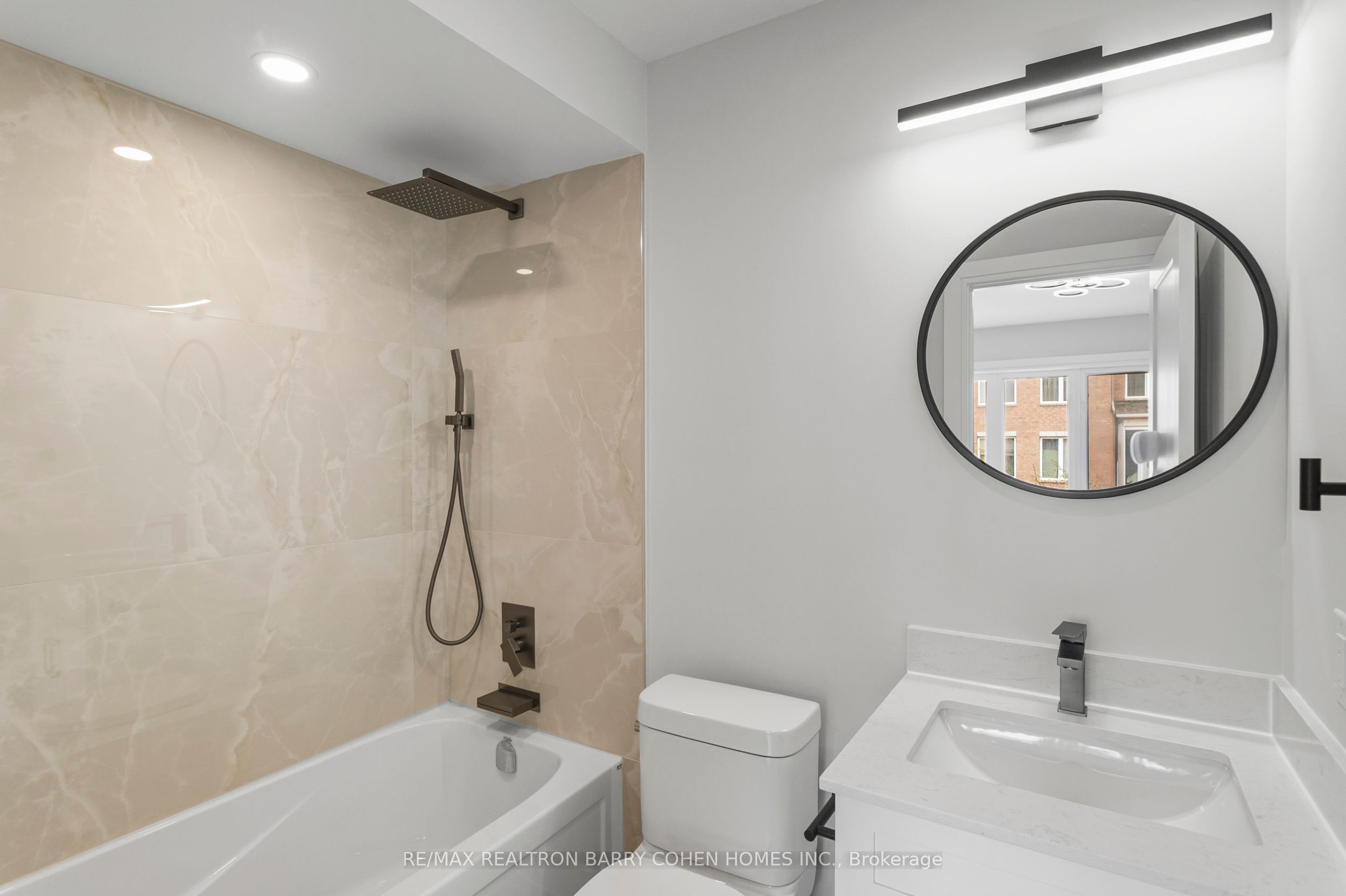 21 Galleria Parkway, #21