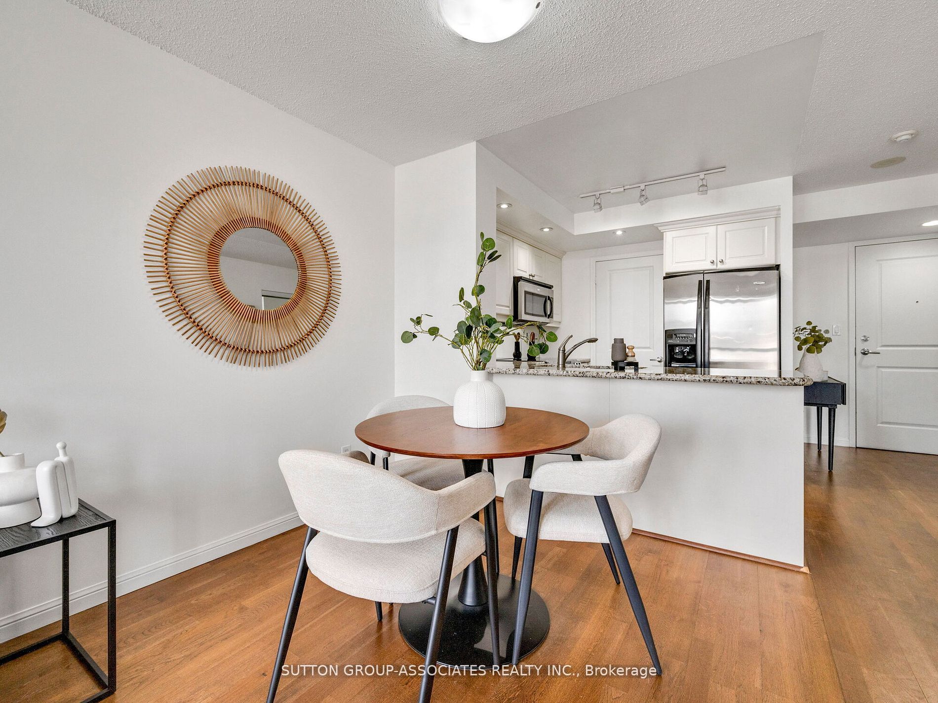 900 Mount Pleasant Road, #320