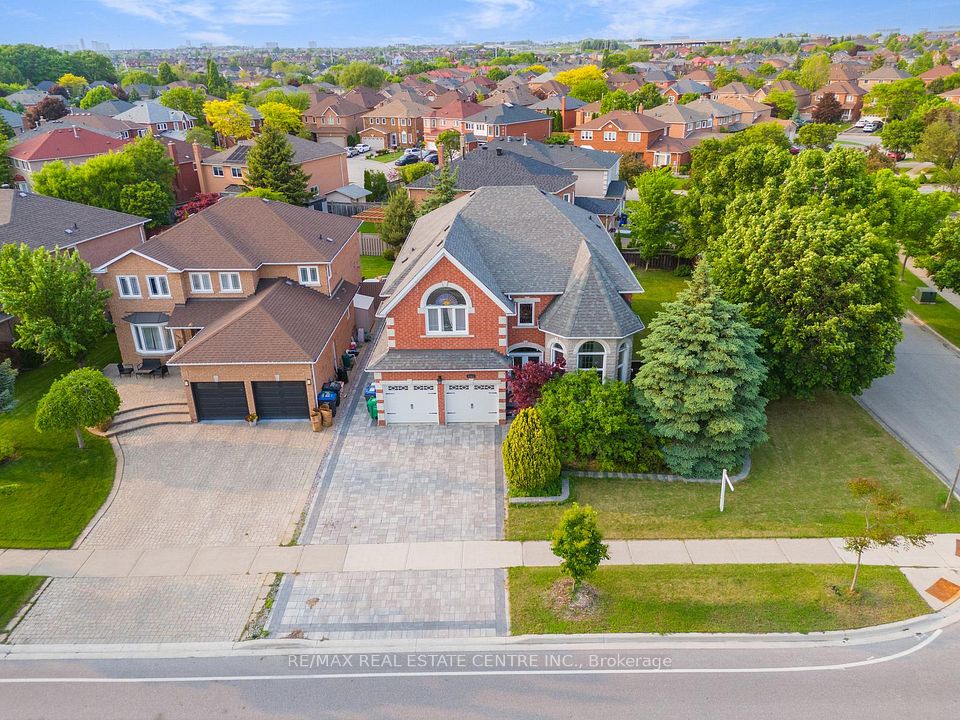 6361 Donway