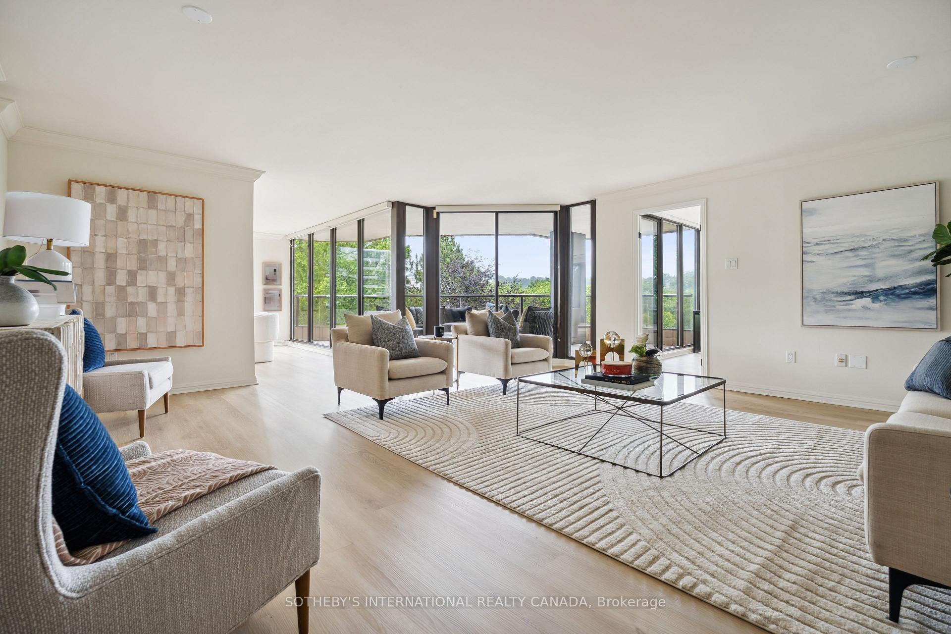 3 Bedrooms Condo at 3900 Yonge, Toronto For sale