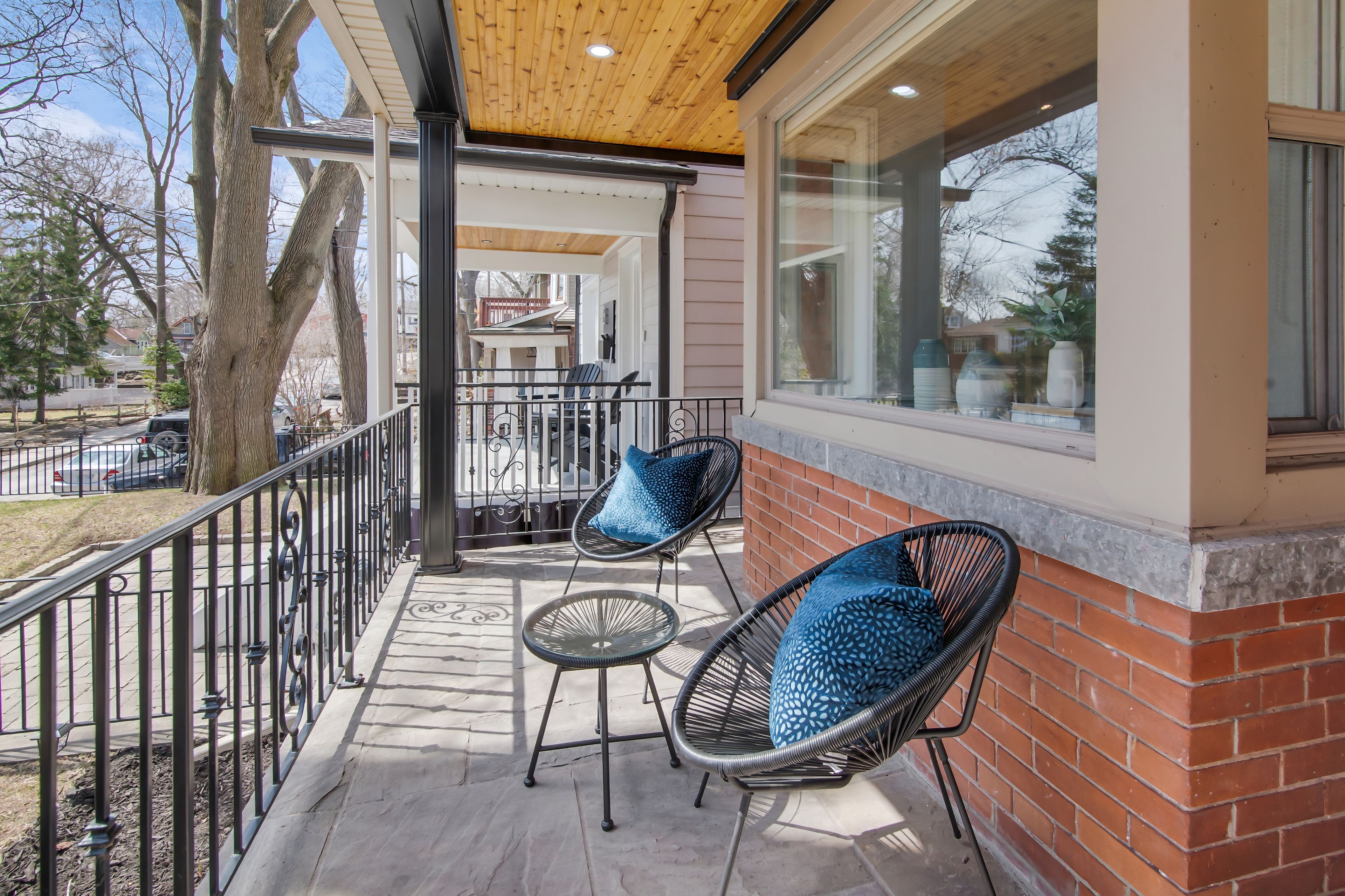 20 Cedar Avenue Toronto E02 Ontario M4E 1K2