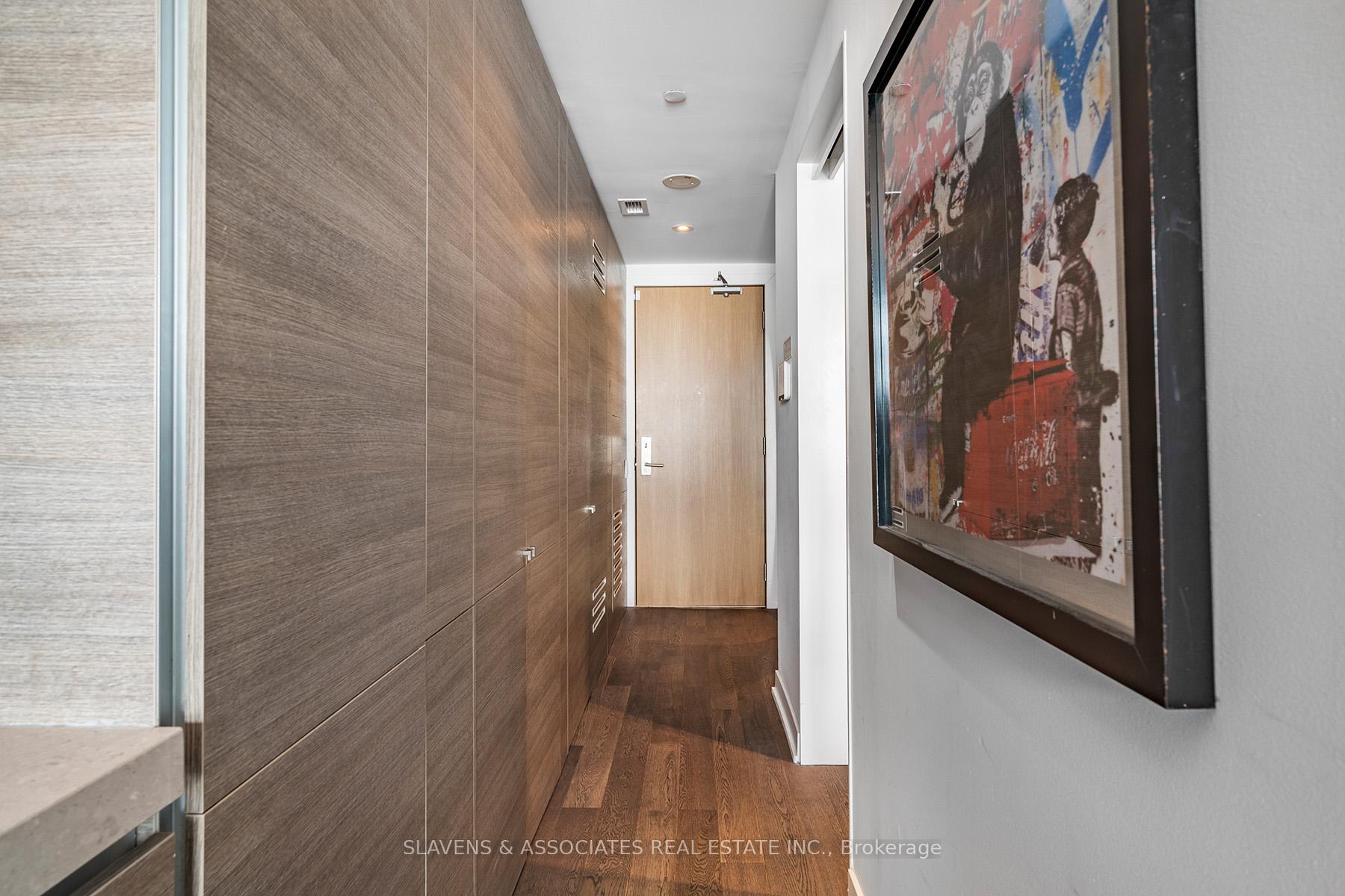 1 Bedroom Condo at 38 Stewart, Toronto For sale