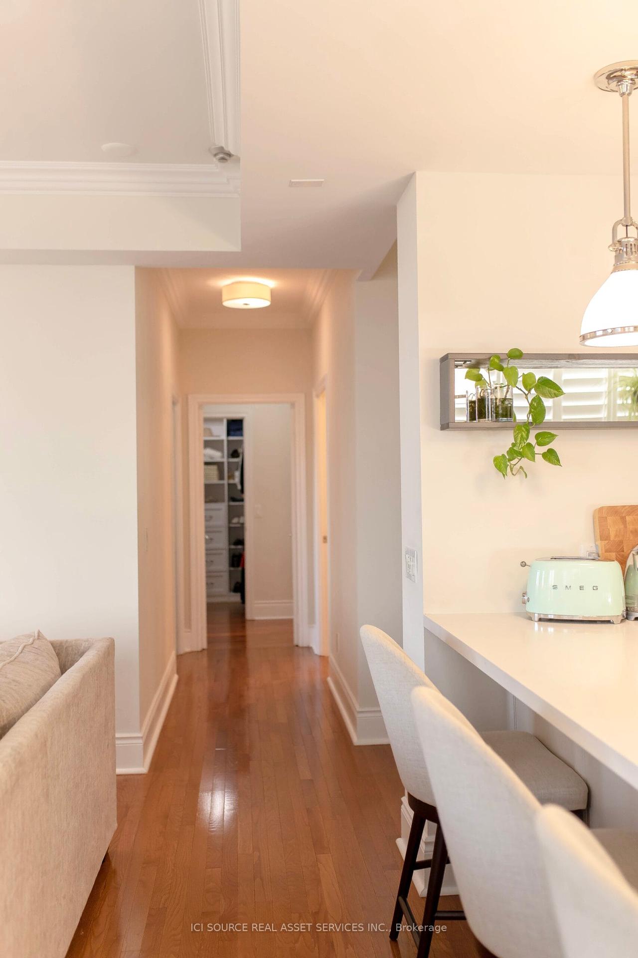 2 Bedrooms Condo at 1101 Leslie, Toronto For sale