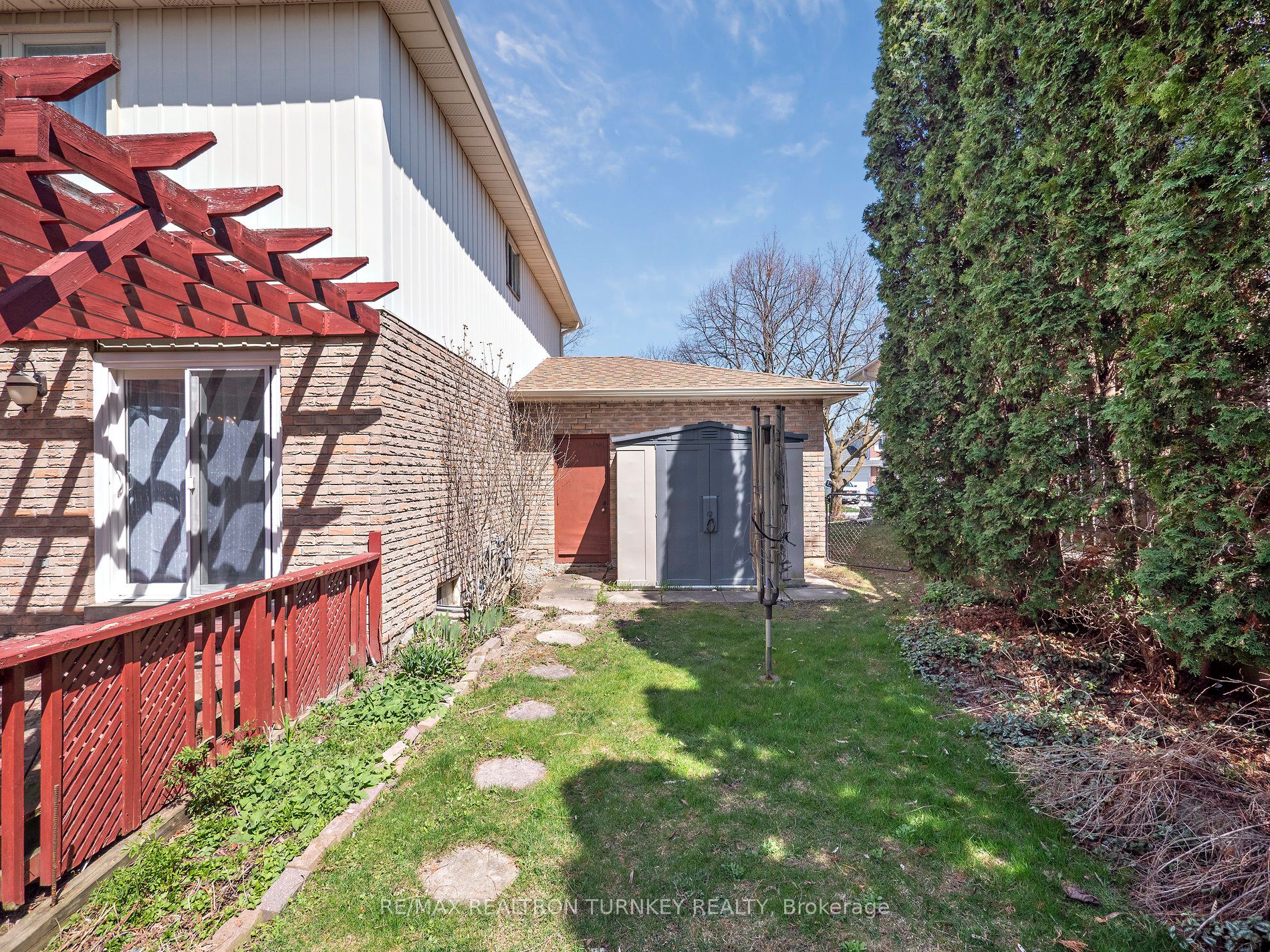 378 Ashworth Drive