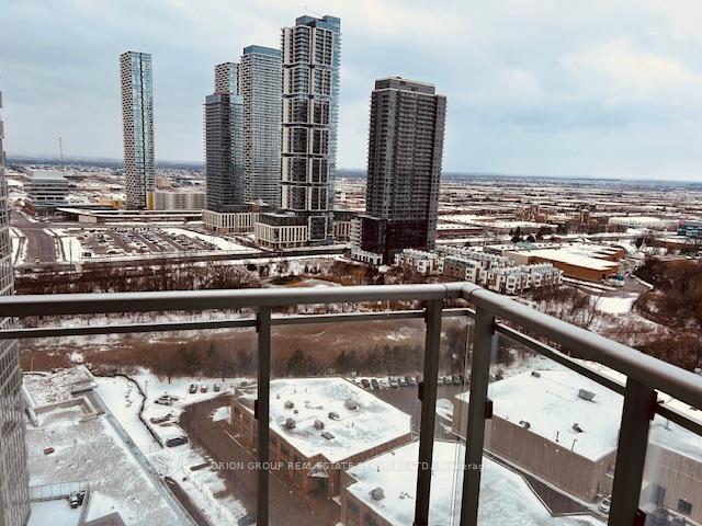 2 Bedrooms Condo at 2908 Highway 7,  Vaughan For sale