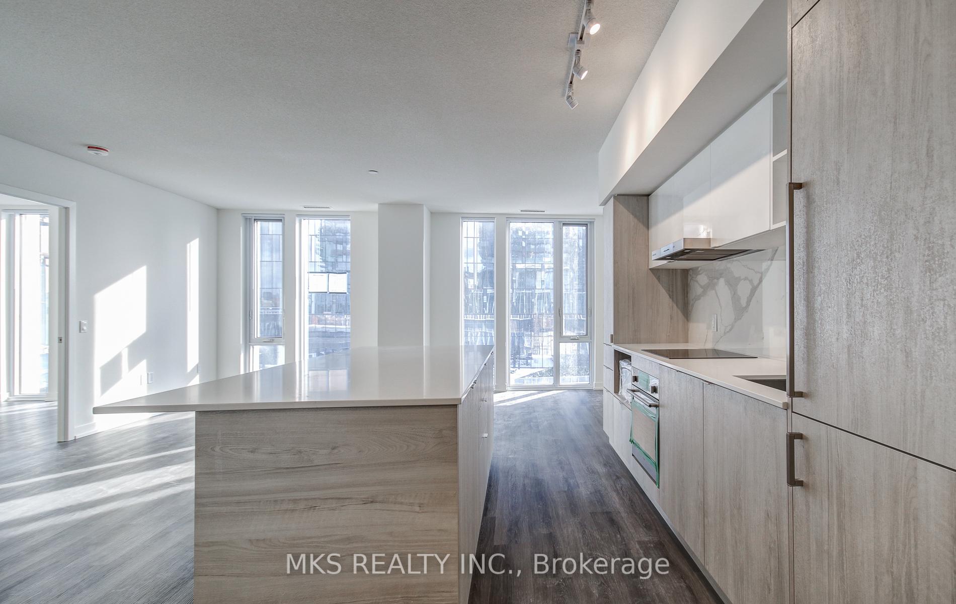 3 Bedrooms Condo at 138 Downes,  Toronto For sale