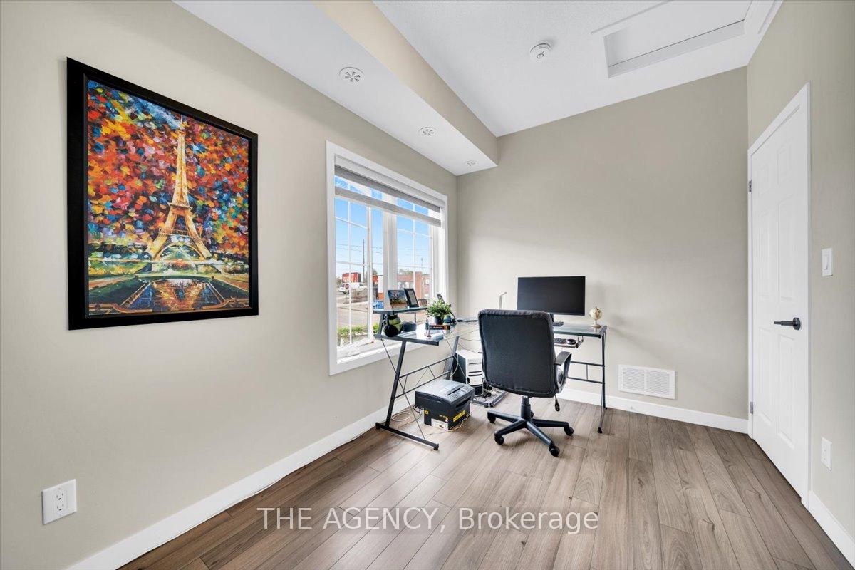 2 Bedrooms Condo at 7 Forbes, Toronto For sale