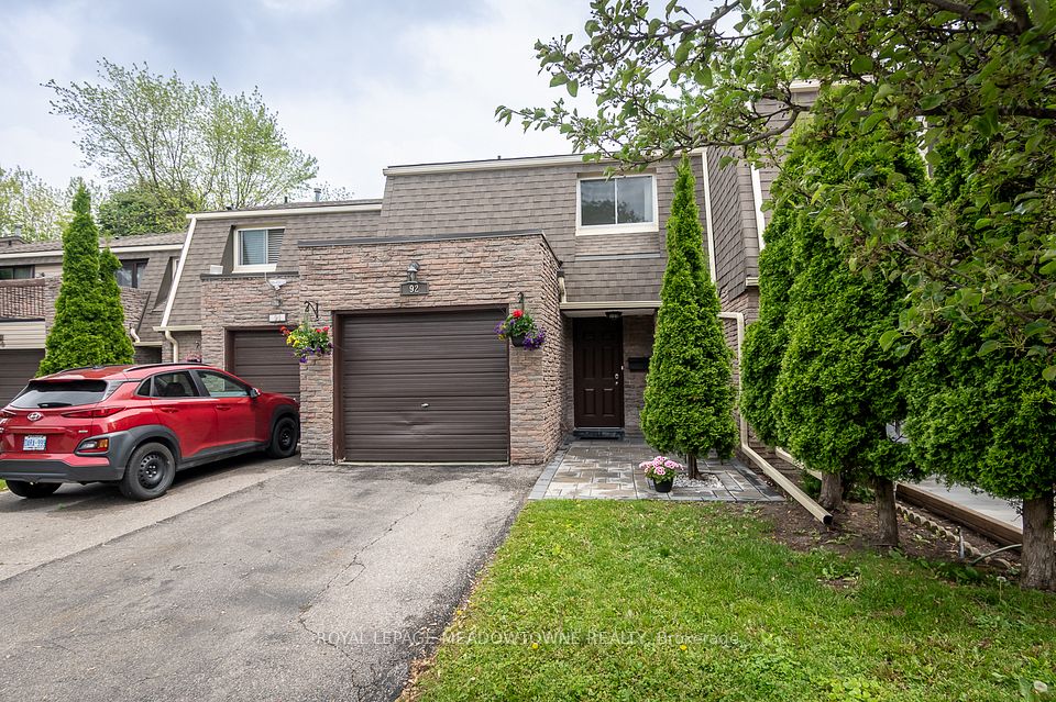 #92 - 7430 Copenhagen Road, Mississauga, ON L5N 2C4