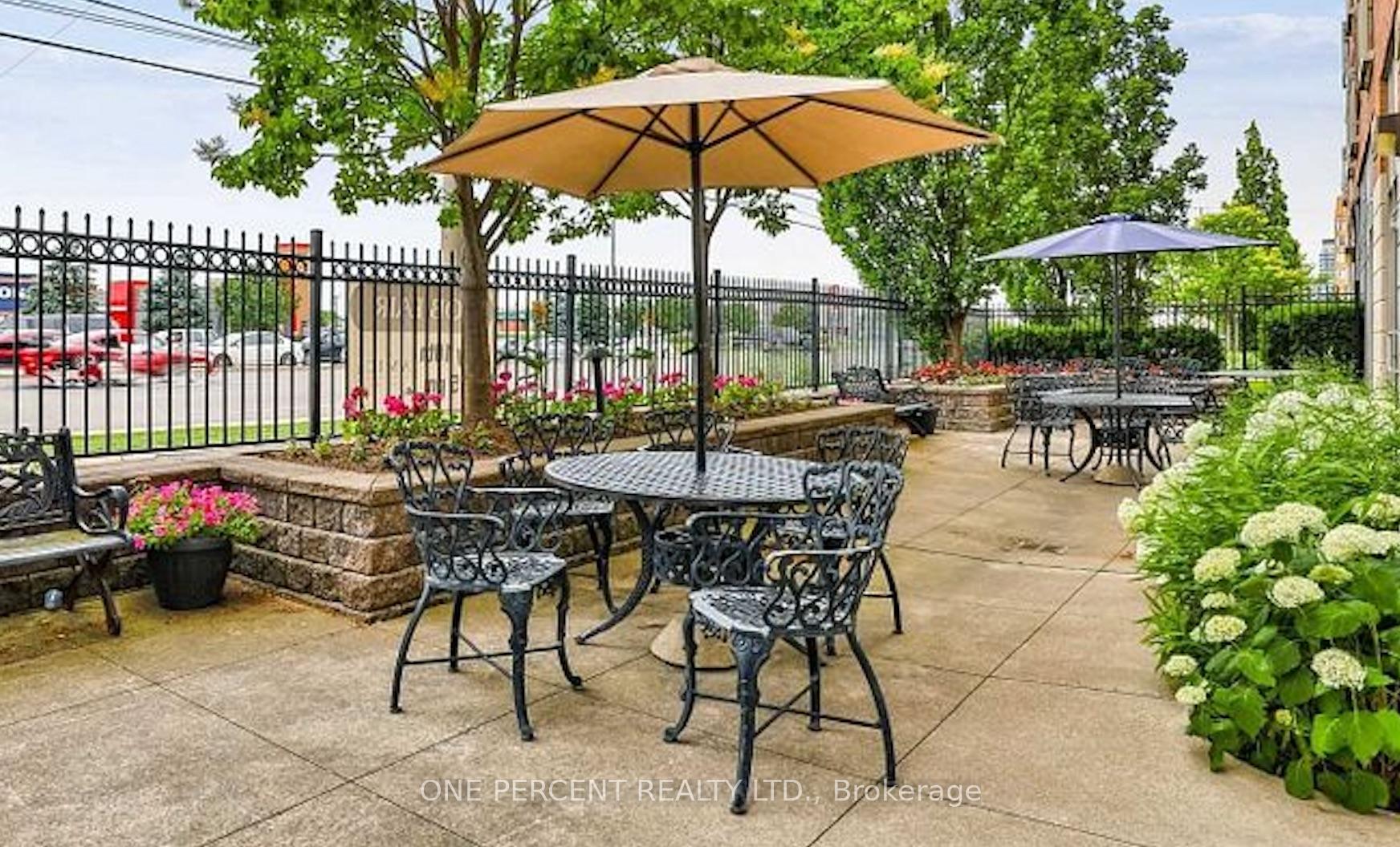 1 Bedroom Condo at 4640 Kimbermount, Mississauga For sale
