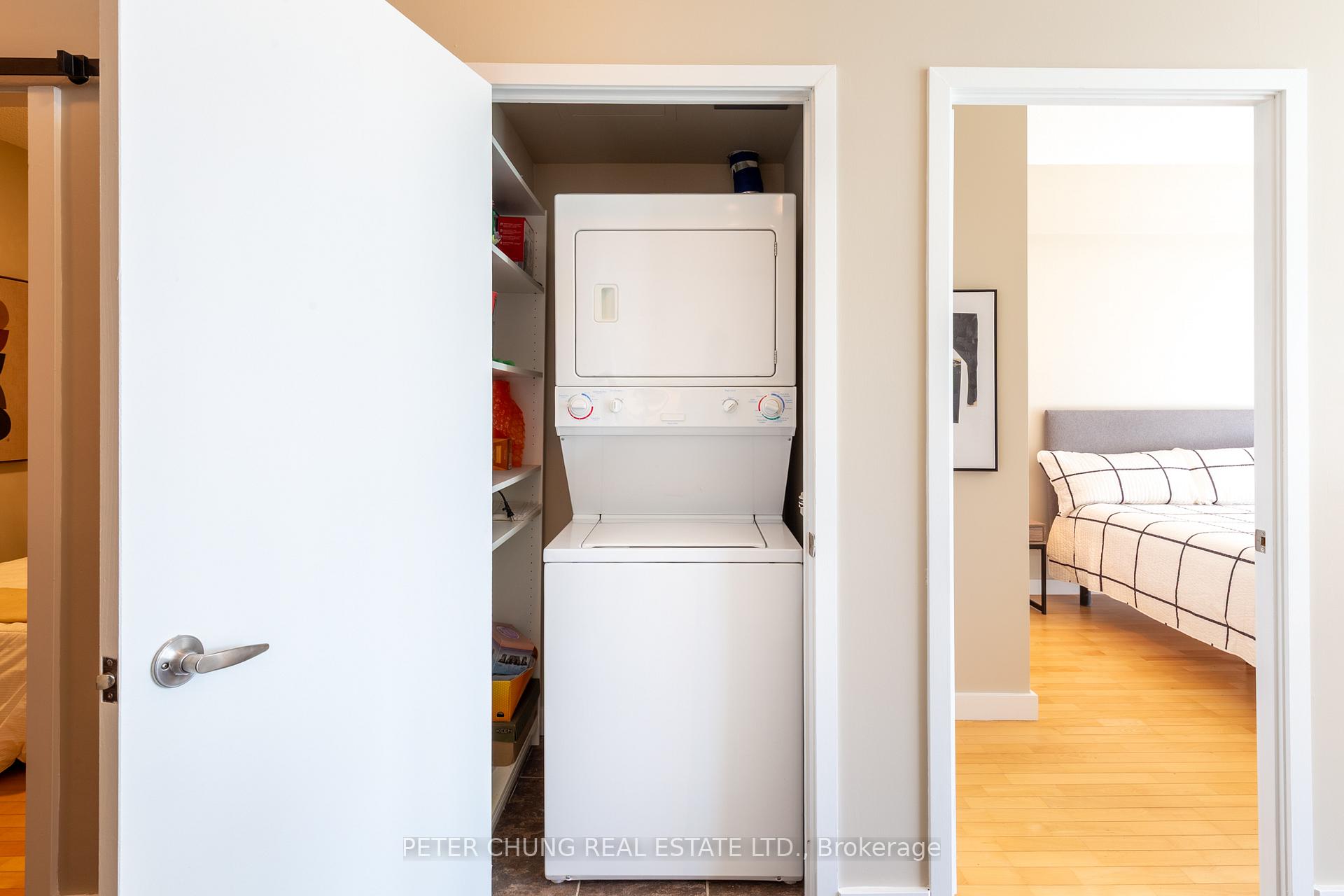 2 Bedrooms Condo at 601 Kingston,  Toronto For sale