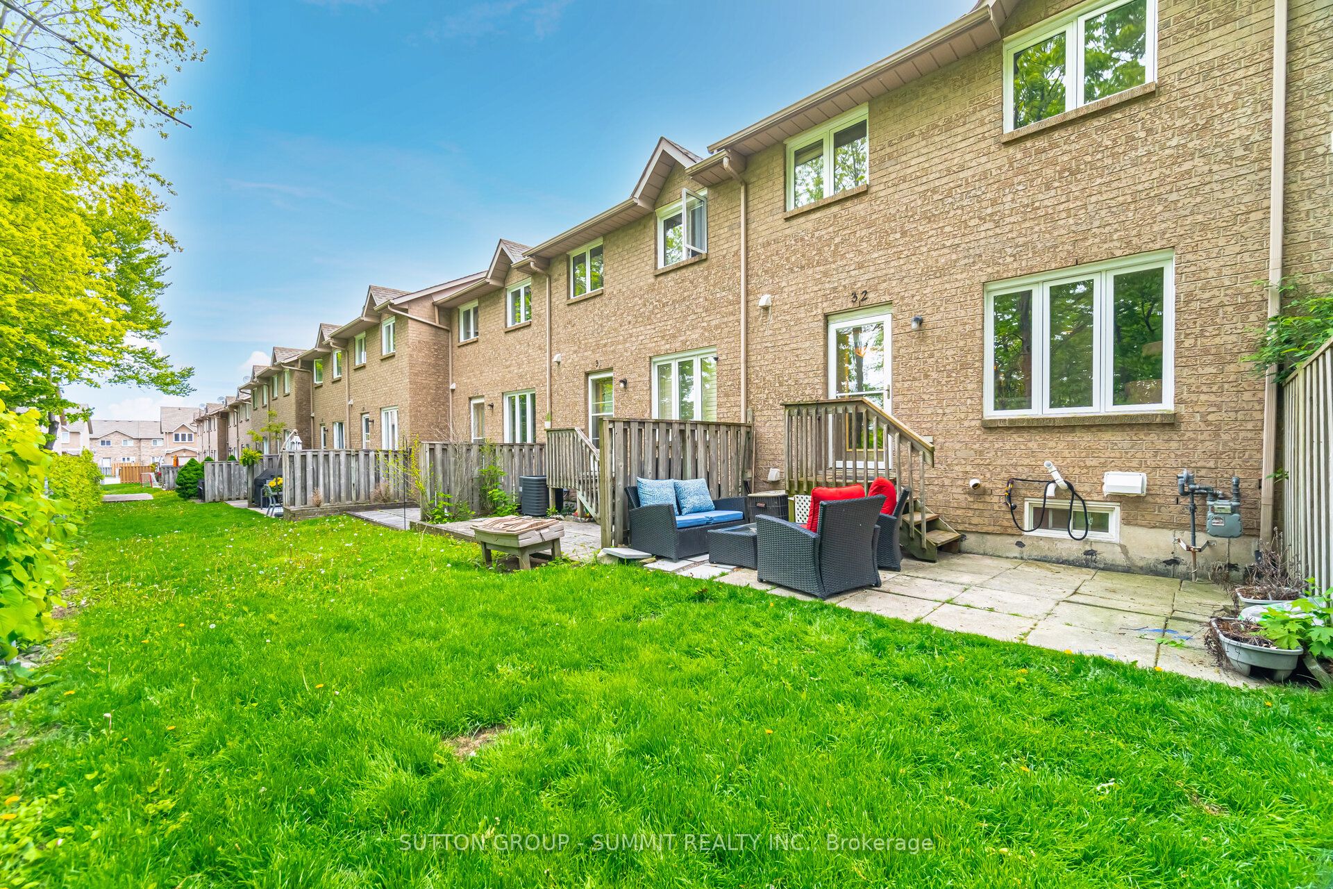 1809 Upper Wentworth Street, #32