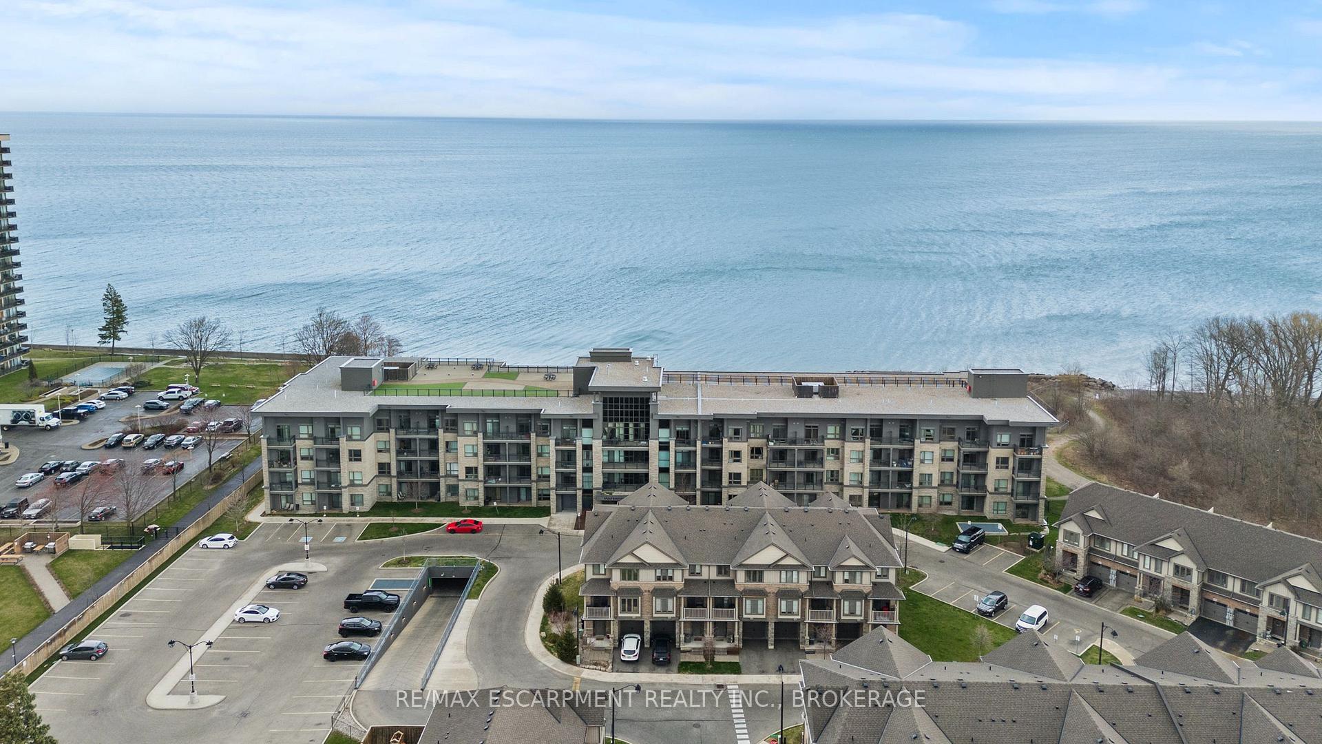 1 Bedroom Condo at 35 Southshore, Hamilton For sale