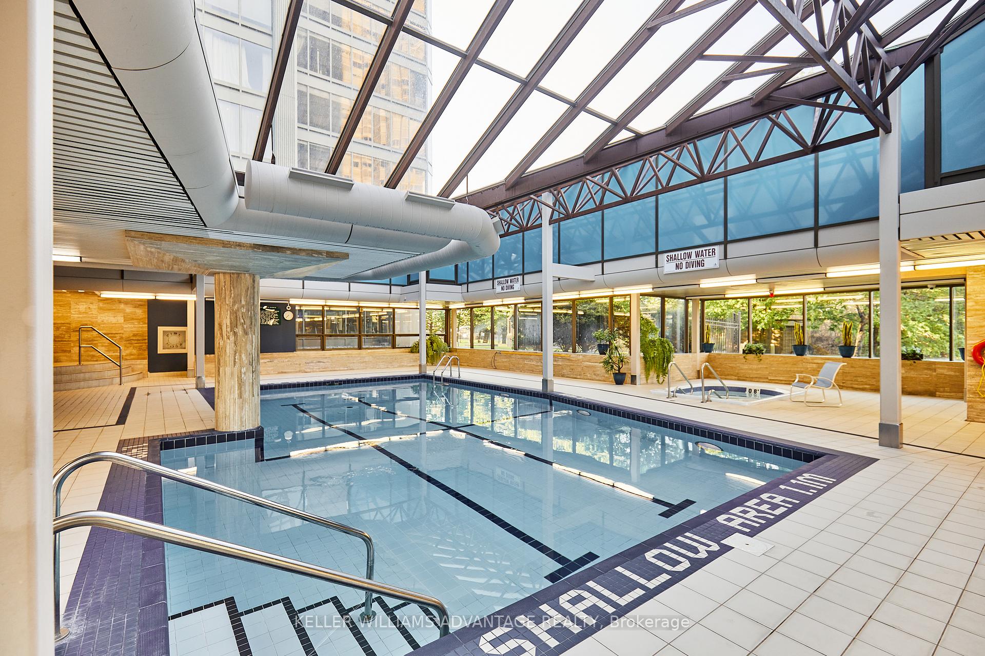 2 Bedrooms Condo at 2045 Lake Shore, Toronto For sale