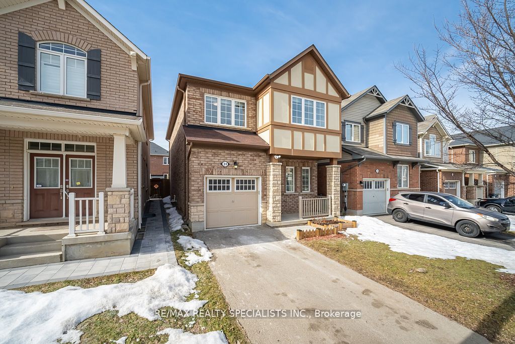 31 Enford Crescent