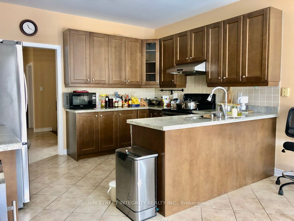 88 Toporowski Avenue, Richmond Hill, ON L4S 2V6