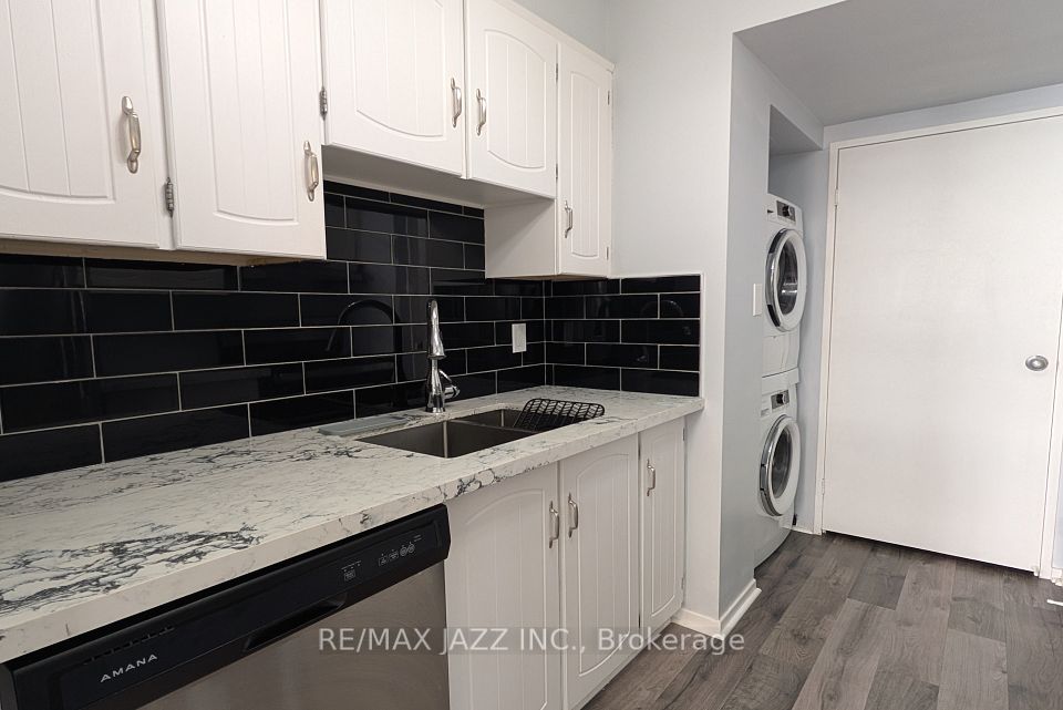 #517 - 50 Richmond Street, Oshawa, ON L1G 7C7
