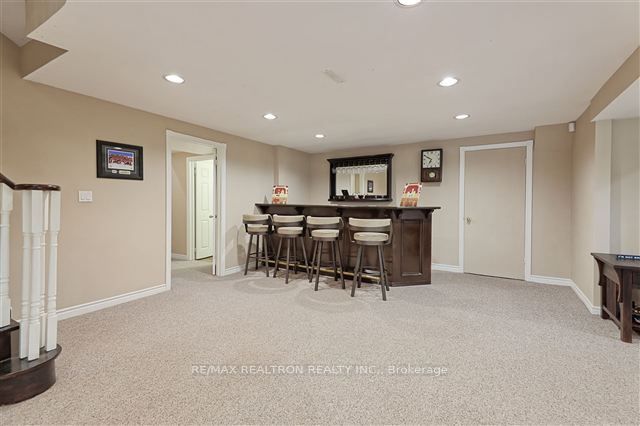 852 Norwick Road