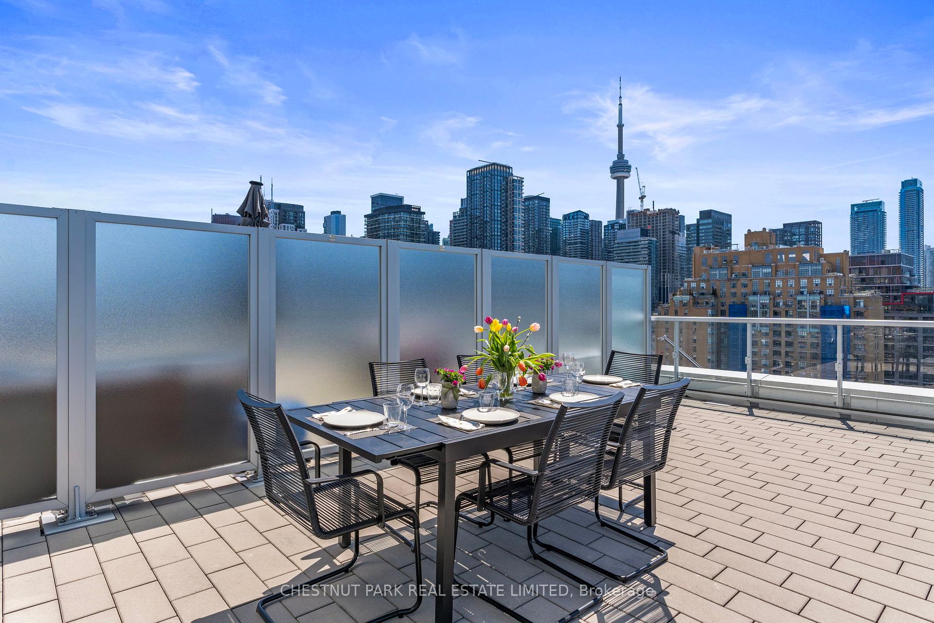 3 Bedrooms Condo at 38 Cameron, Toronto For sale