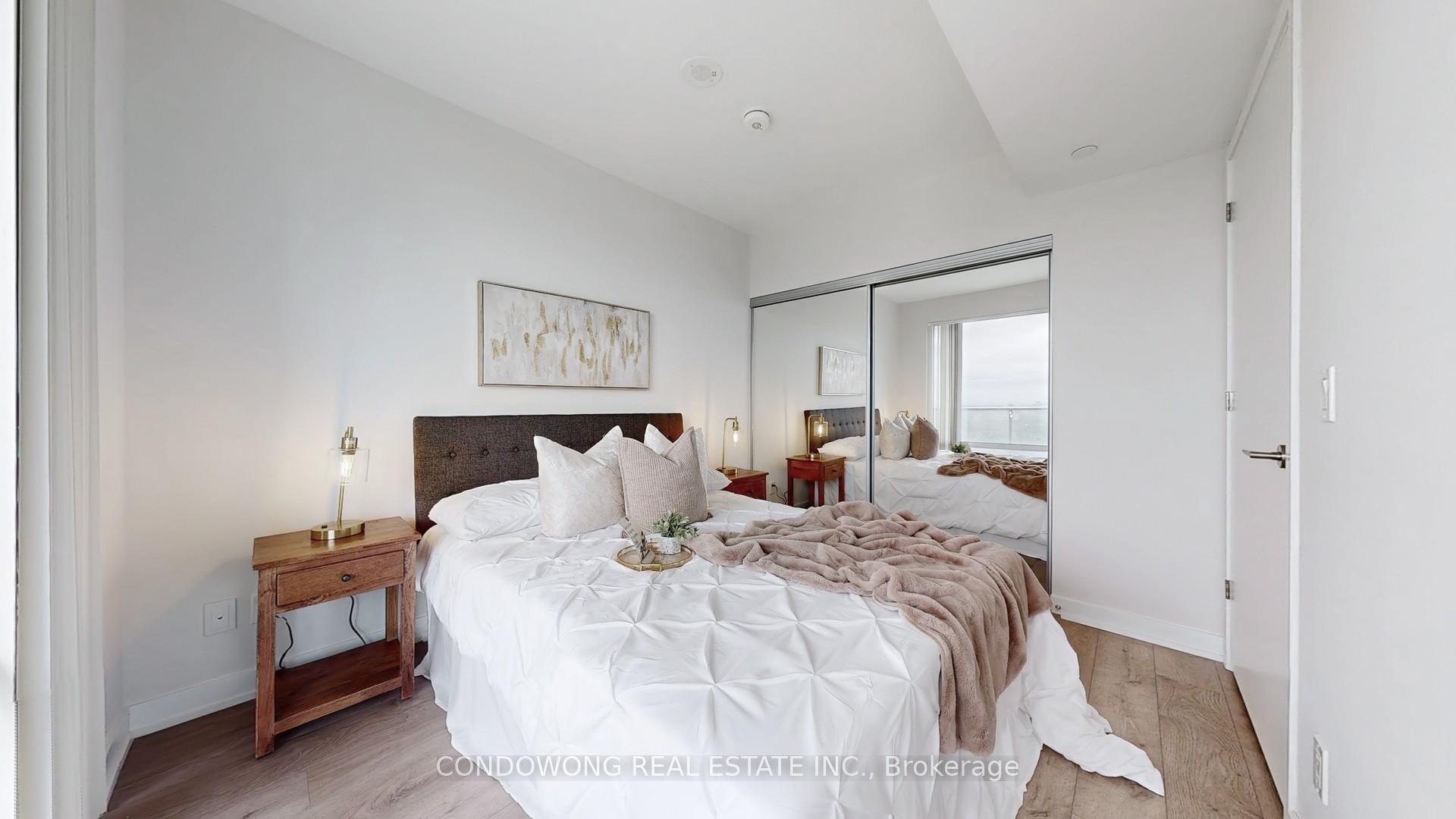 2 Bedrooms Condo at 501 Yonge, Toronto For sale