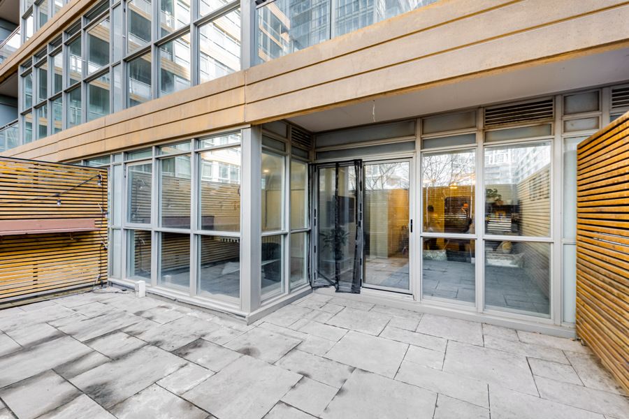 10 Capreol Court 226