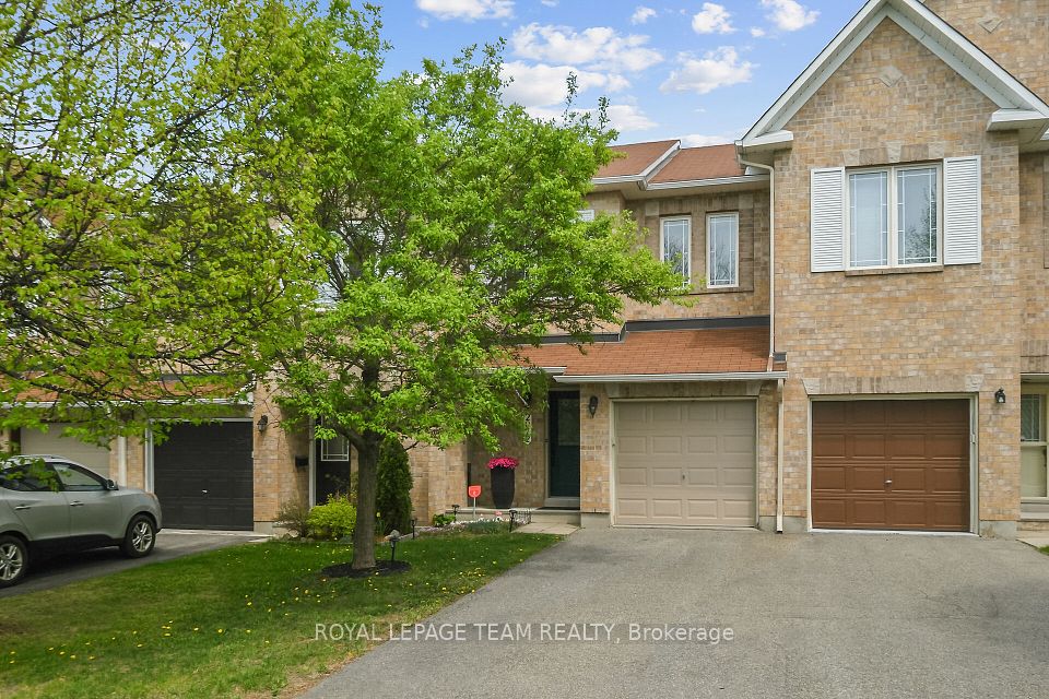 2072 Dunollie