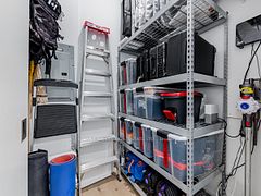 562 Eglinton Avenue E 202