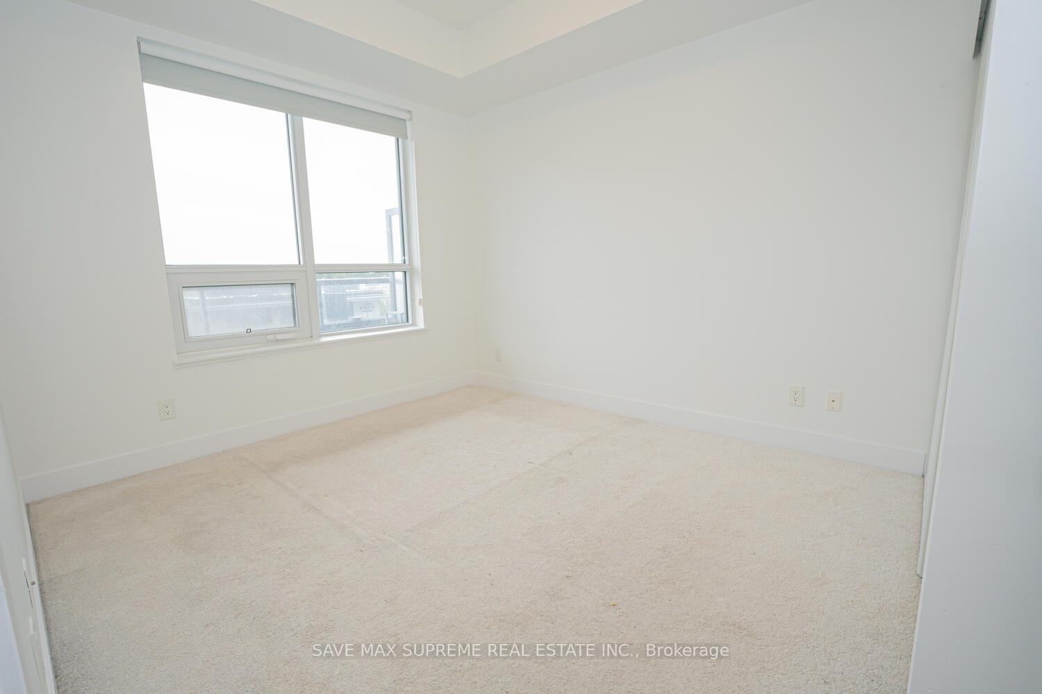 2 Bedrooms Condo at 7 Kenaston, Toronto For sale