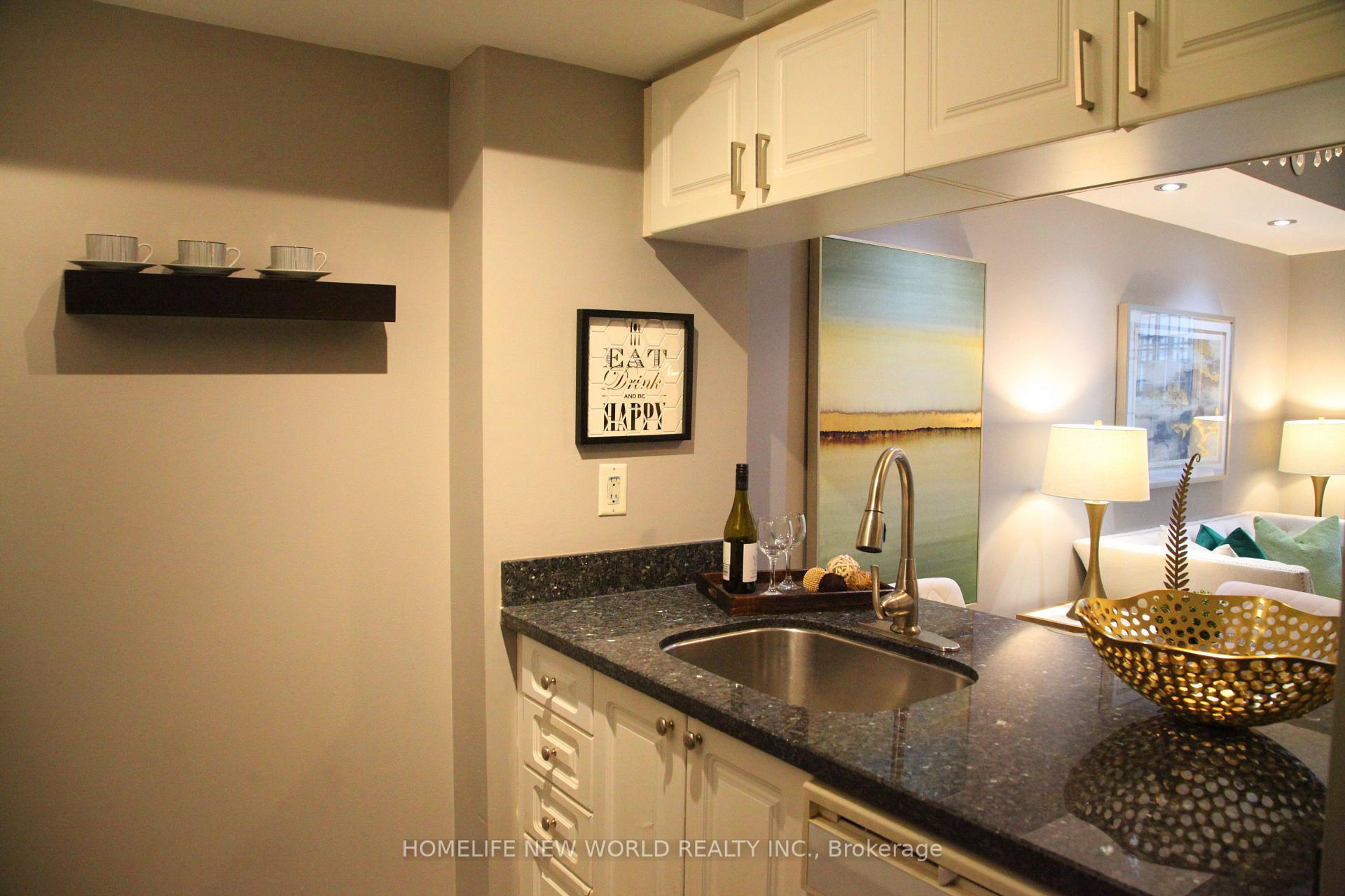 1 Bedroom Condo at 3 Everson, Toronto For sale