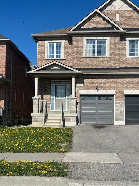 1132 Stuffles Crescent