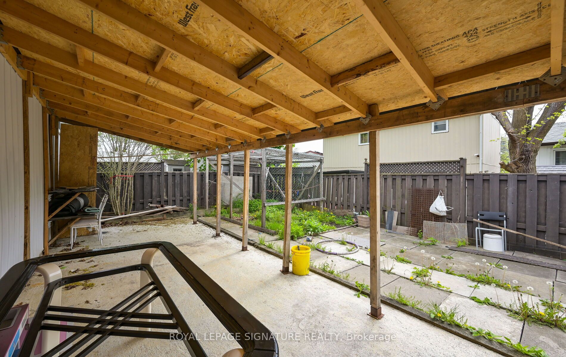 10 Heatherside Court