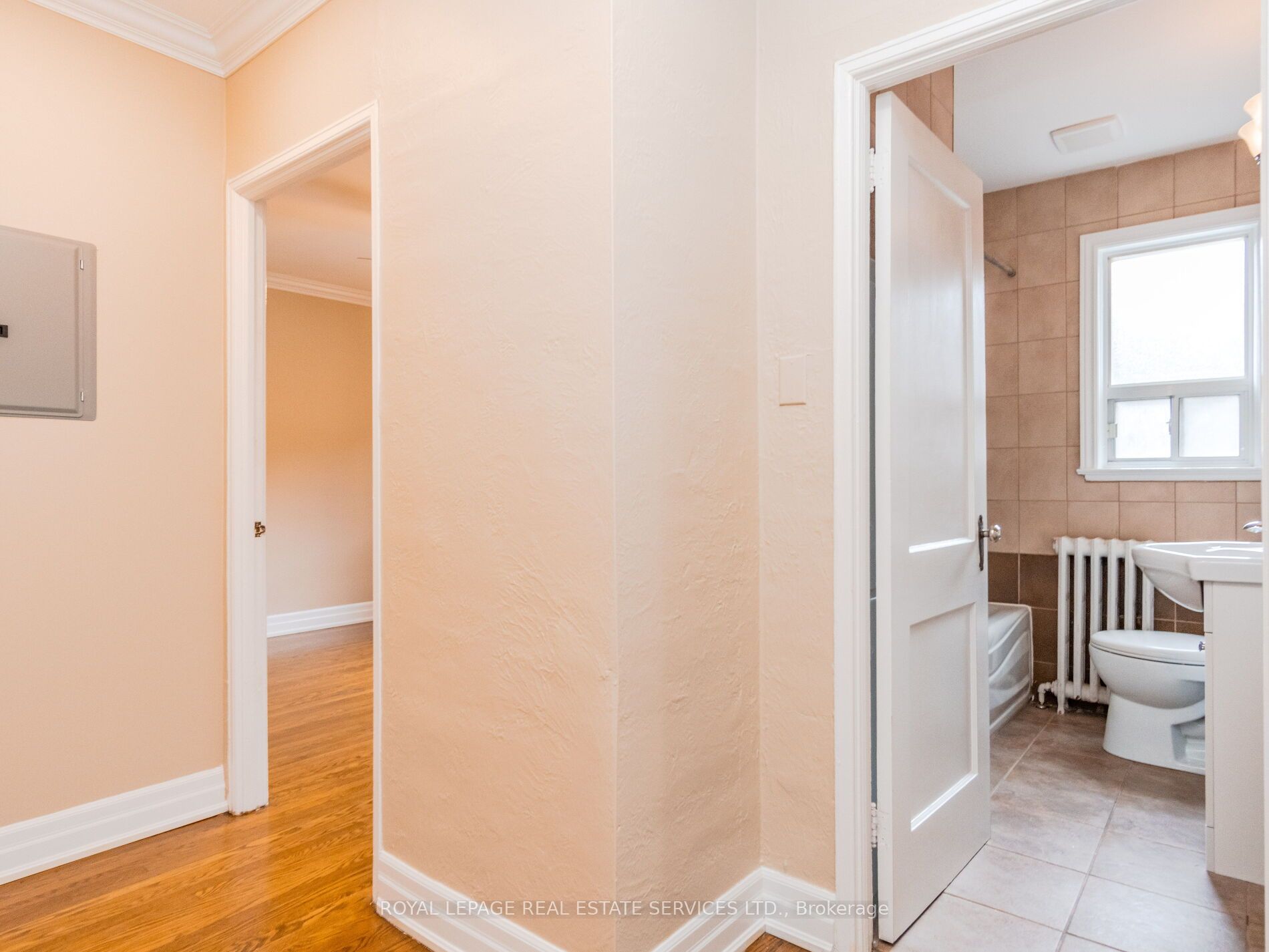 306 South Kingsway, #2
